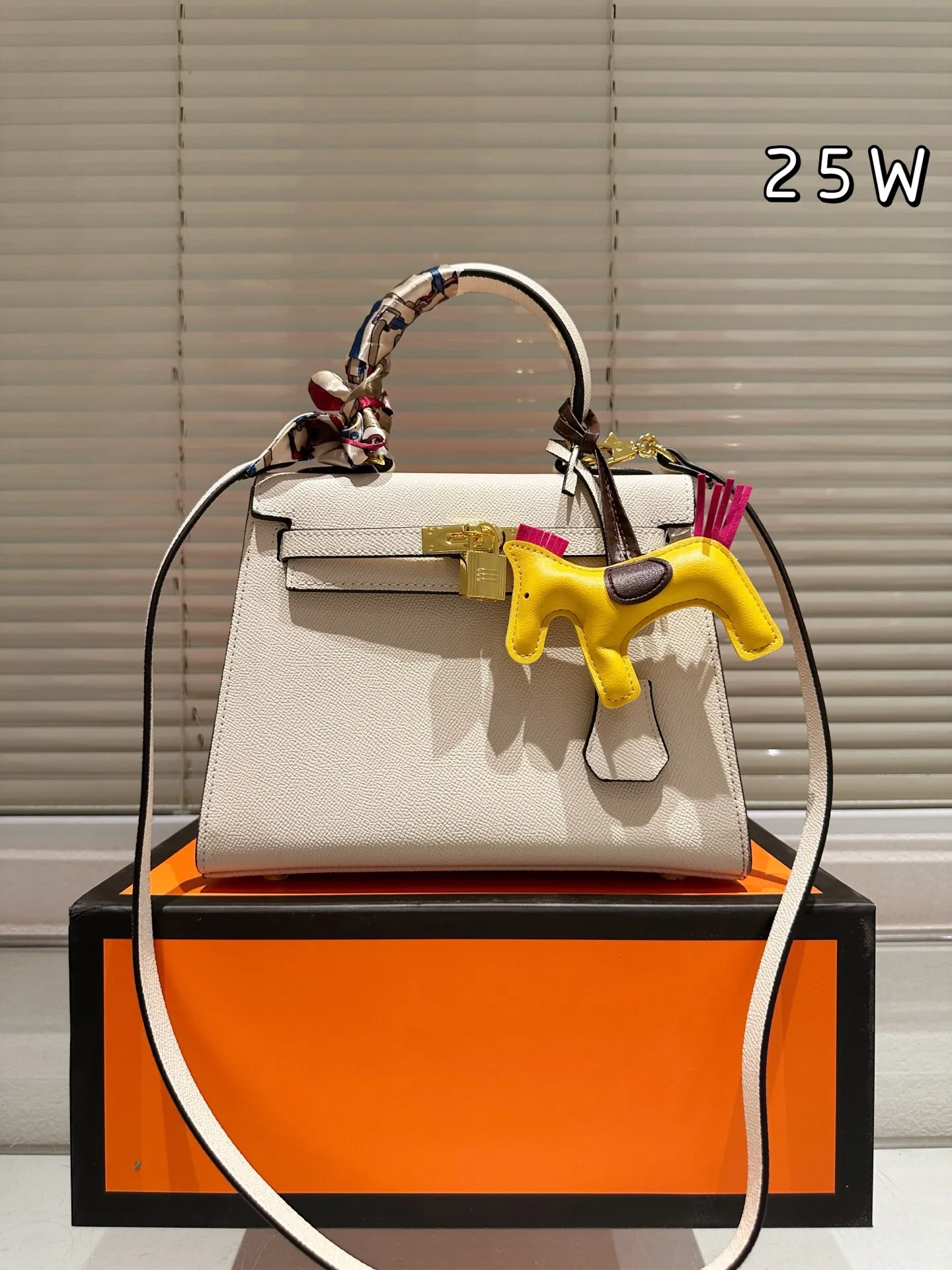 All Categories Official Website "Brand Women's Bags" Women's Bags 💙 Hermes 2025 New Hermes Crossbody Bag