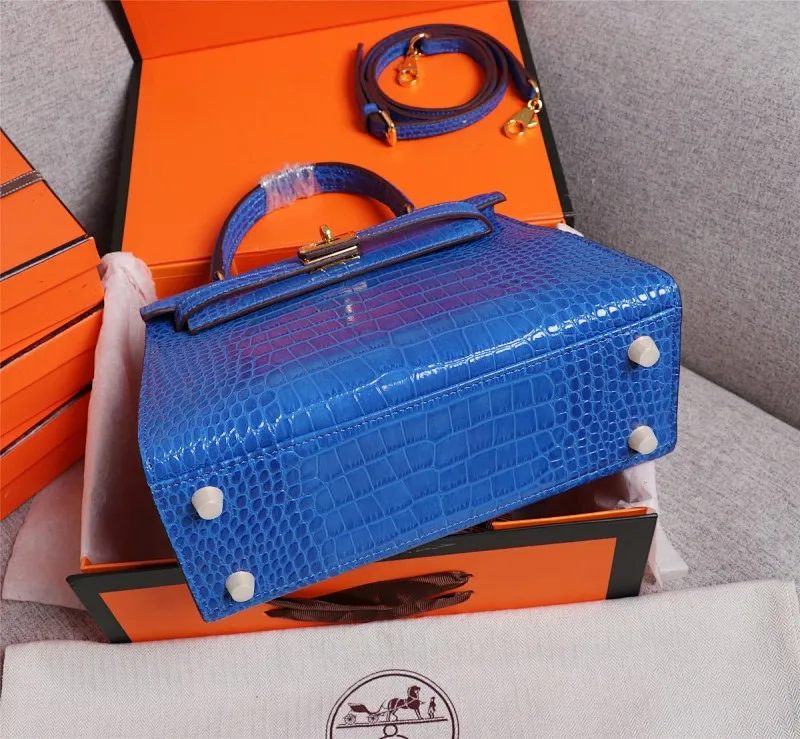 All Categories Official Website "Brand Women's Bags" Women's Bags 💙 Hermes 2022 Official New Hermès Handbag Kelly Crocodile Pattern First Layer Calfskin Wholesale 58003000 High Quality Size: 25-9-18CM
