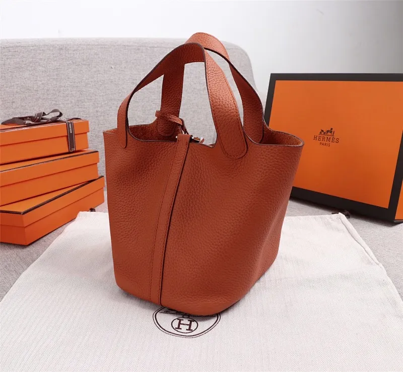 All categories Official website "Brand Women's Bags" Women's Bags 💙 Hermes 2022 official new Hermès vegetable basket picotin wholesale small size 58002300 large size 58002500 high quality size: small size 18CM large size 22CM