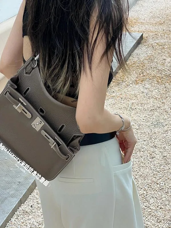 All categories Hermès women's bags (Hermès) Hermès 2828