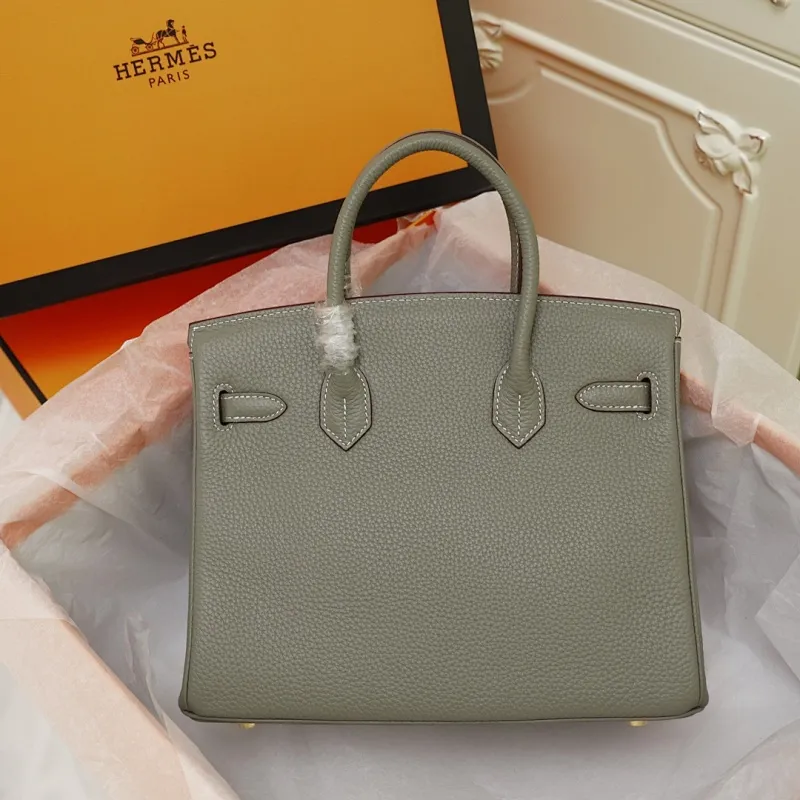 All Categories Official Website "Brand Women's Bags" Women's Bags 💙 Hermes 2022 official new Hermes women's hand-carrying and cross-body dual-use bags wholesale Imported first-layer calfskin Small size 58003800 Large size 58003900 High quality Size: Small 30CM Large 35CM