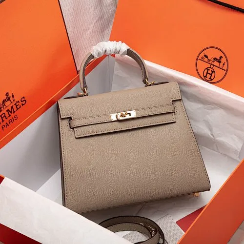 All Categories Official Website "Brand Women's Bags" Women's Bags 💙 Hermes 2022 Official New Hermès Women's Hand-Crossbody Two-Purpose Bag Wholesale Cowhide Palm Print Large Size 58002500 Small Size 58002300 High Quality Size: Large Size 28-22-10CM Small Size 25-17-7CM