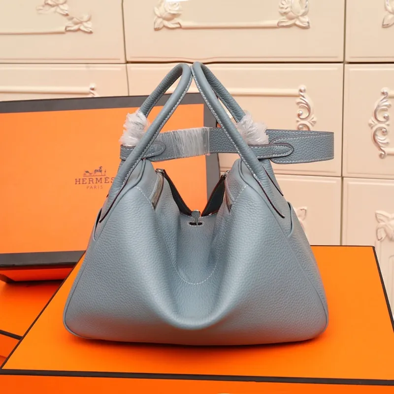 All categories Official website "Brand Women's Bags" Women's Bags 💙 Hermes 2022 official new Hermès lindy bag wholesale small size 58004000 large size 58004200 high quality size: small size 26CM large size 30CM