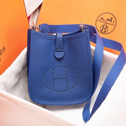 All categories Official website "Brand Women's Bags" Women's Bags 💙 Hermes 2022 official new Hermes evelyne mini bag wholesale imported cowhide 58002300 high quality size: 17CM