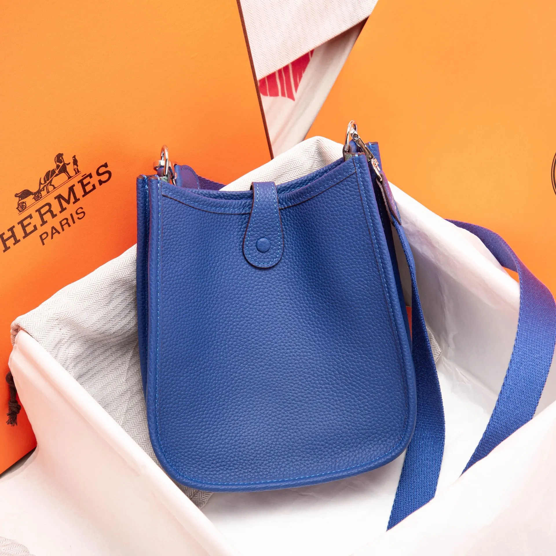 All categories Official website "Brand Women's Bags" Women's Bags 💙 Hermes 2022 official new Hermes evelyne mini bag wholesale imported cowhide 58002300 high quality size: 17CM