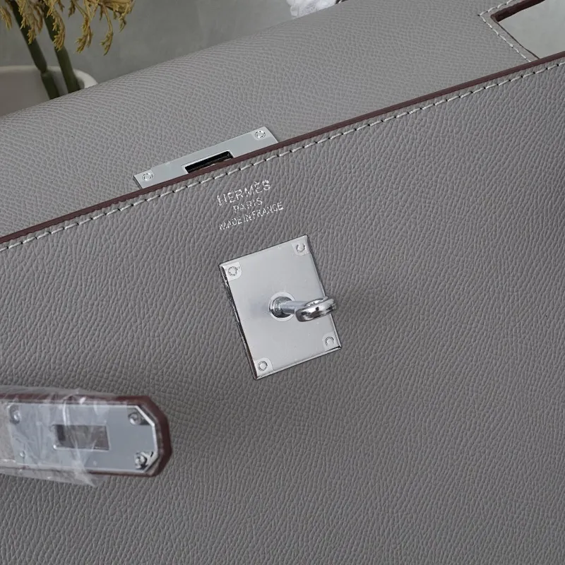 All categories Hermès women's bags (Hermès) Hermès 2528