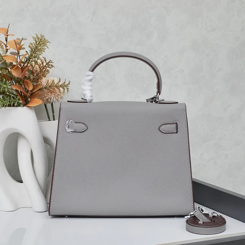 All categories Hermès women's bags (Hermès) Hermès 2528