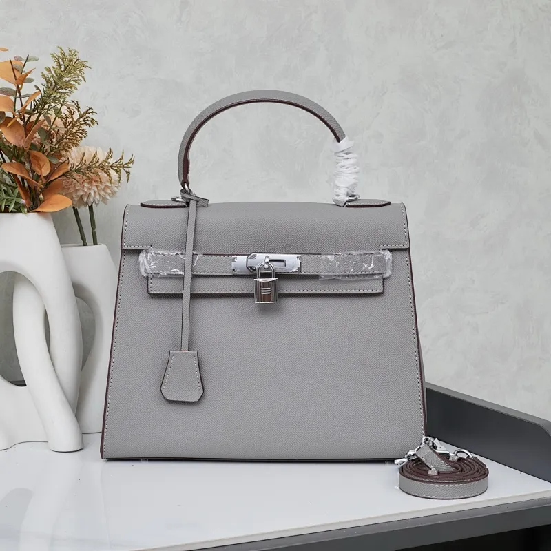 All categories Hermès women's bags (Hermès) Hermès 2528