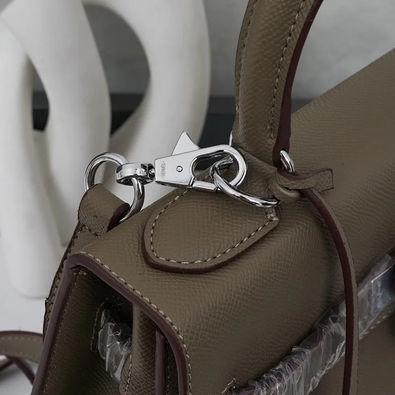 All categories Hermès women's bags (Hermès) Hermès 2528