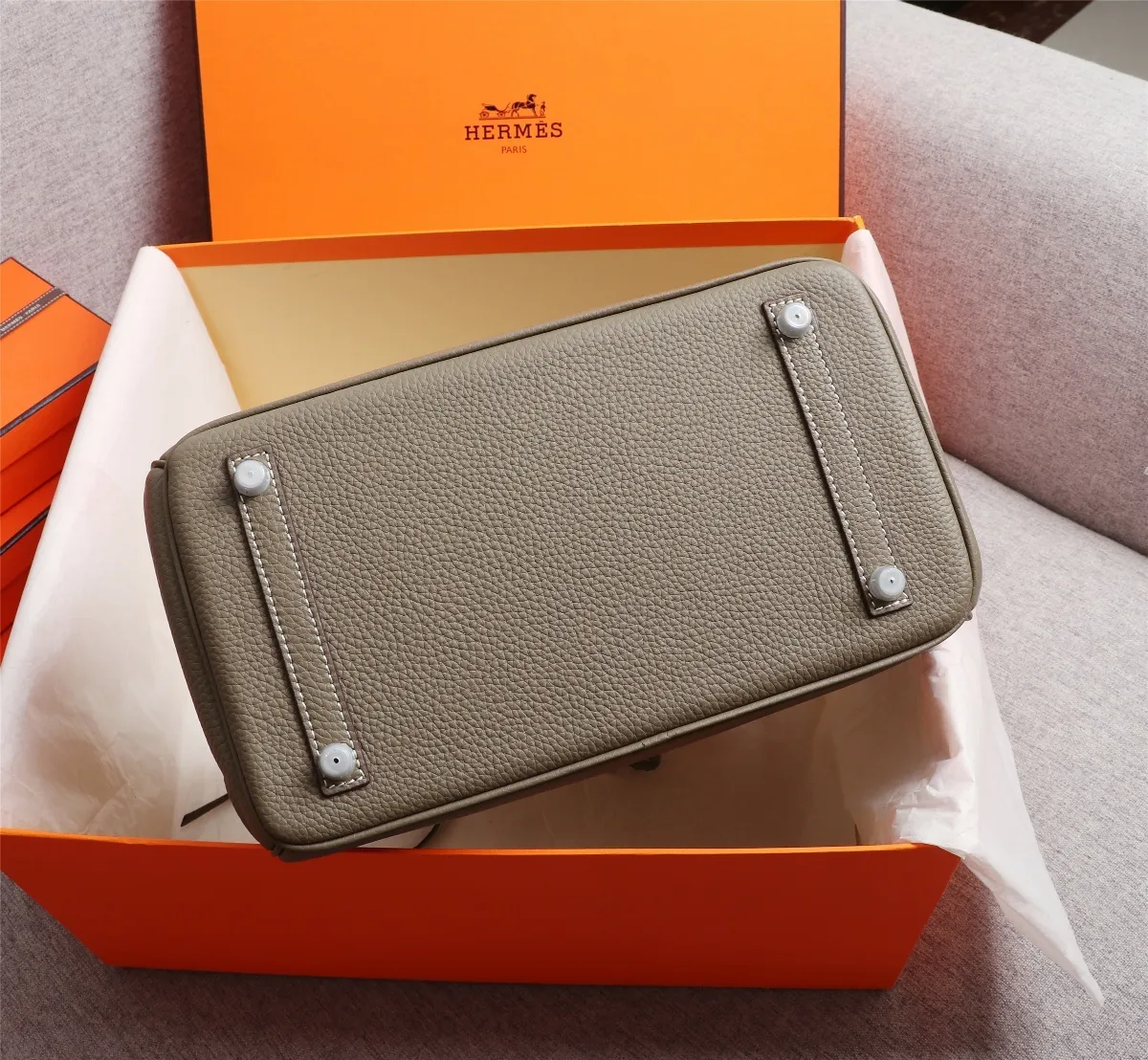 All Categories Official Website "Brand Women's Bags" Women's Bags 💙 Hermes 2022 Official New Hermès Handbags Lychee Pattern Imported First-Layer Calfskin Wholesale Small Size 58004000 Large Size 58004200 High Quality Size: Small 30CM Large 35CM