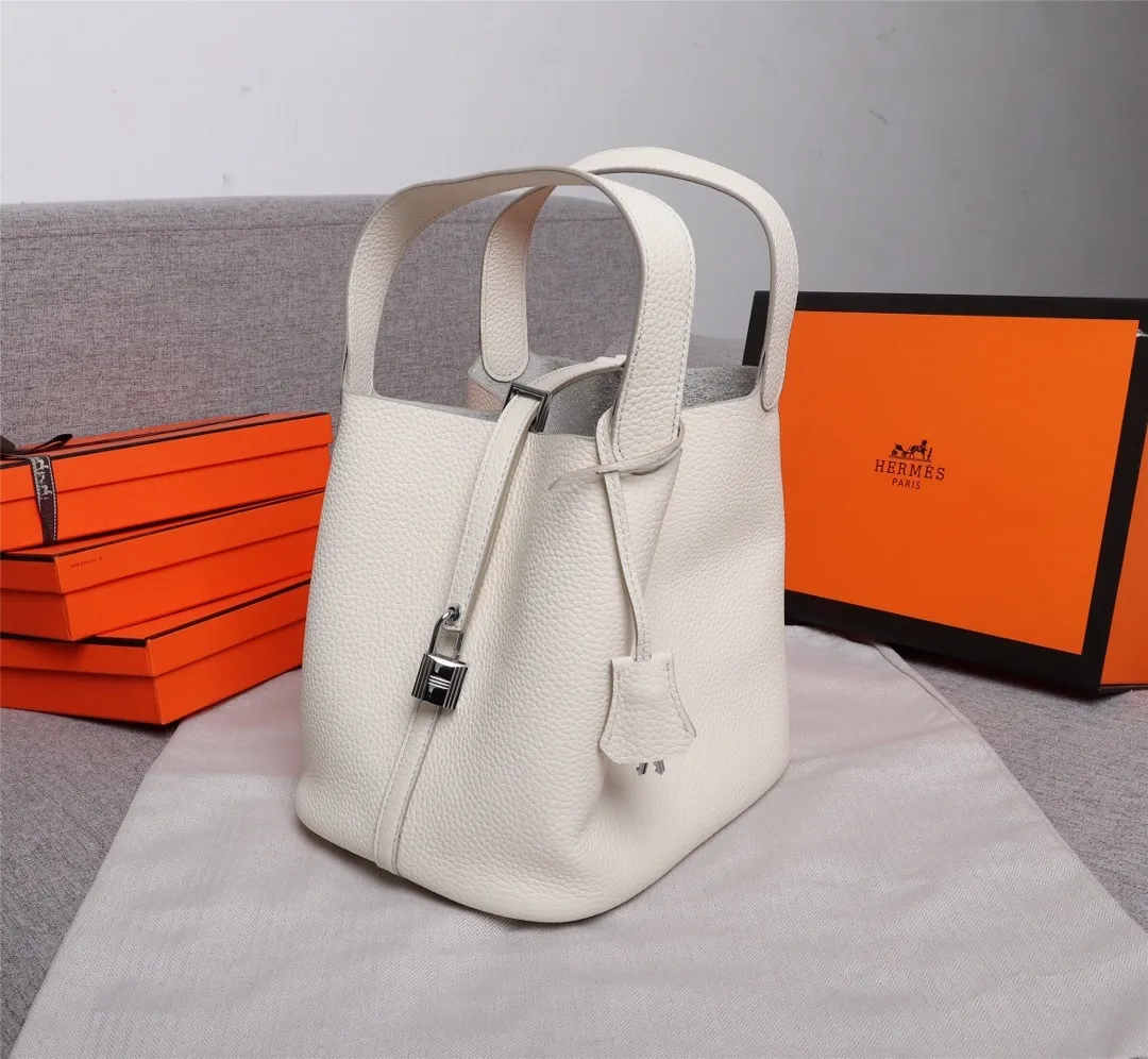 All categories Official website "Brand Women's Bags" Women's Bags 💙 Hermes 2022 official new Hermès vegetable basket picotin wholesale small size 58002300 large size 58002500 high quality size: small size 18CM large size 22CM