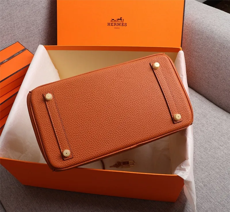 All Categories Official Website "Brand Women's Bags" Women's Bags 💙 Hermes 2022 Official New Hermès Handbags Lychee Pattern Imported First-Layer Calfskin Wholesale Small Size 58004000 Large Size 58004200 High Quality Size: Small 30CM Large 35CM