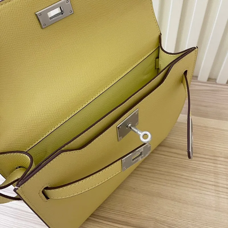 All Categories Official Website "Brand Women's Bags" Women's Bags 💙 Hermes 2024 Official Website New Hermes Crossbody Bag