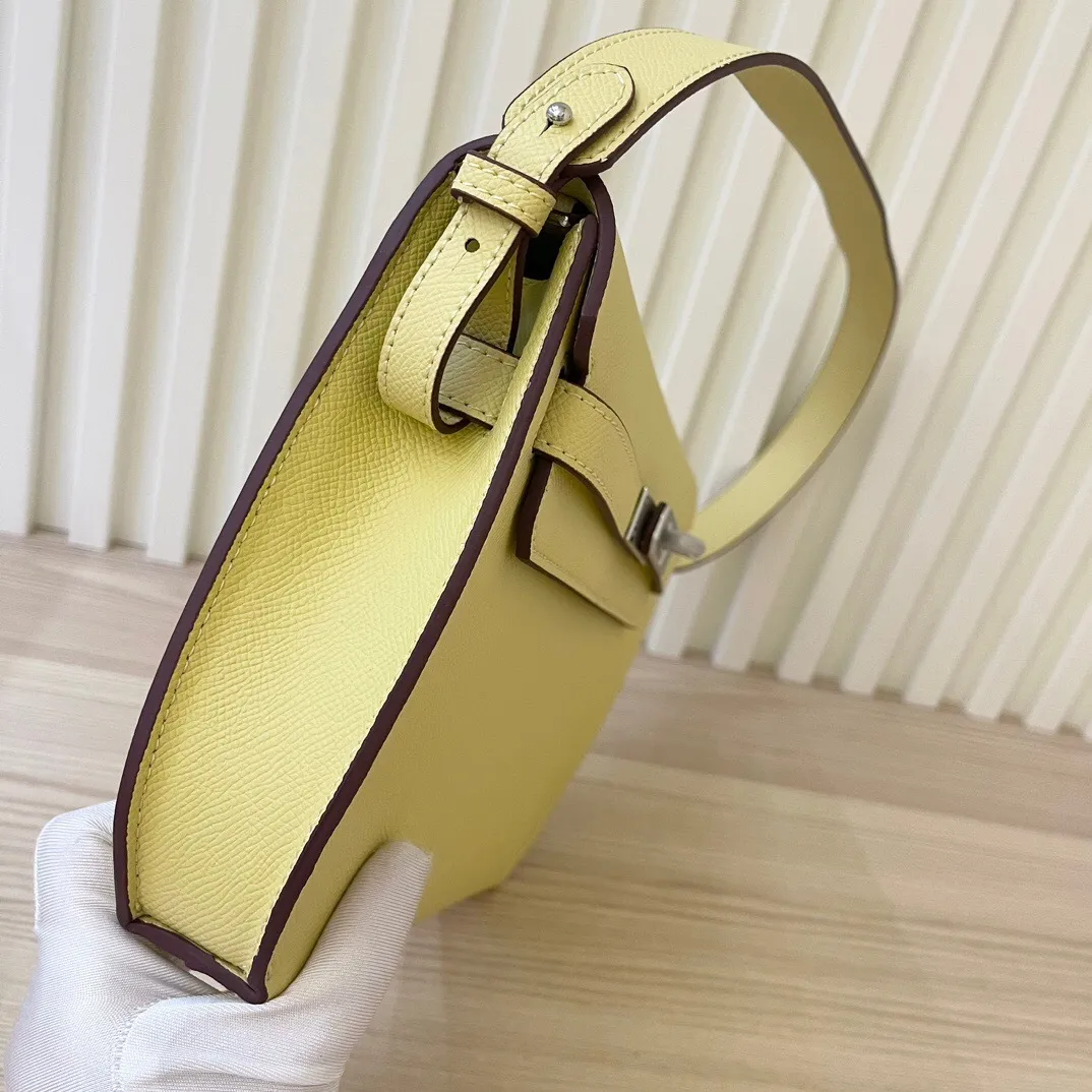 All Categories Official Website "Brand Women's Bags" Women's Bags 💙 Hermes 2024 Official Website New Hermes Crossbody Bag