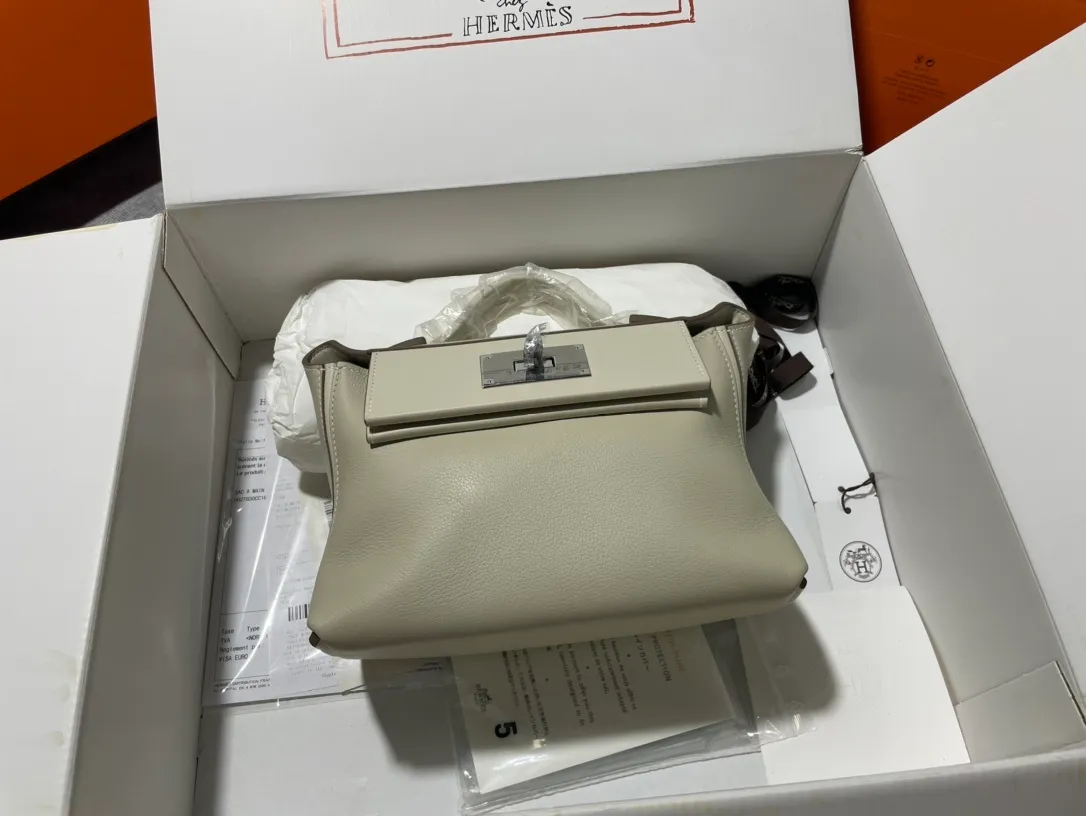 All categories Hermès women's bags (Hermès) Hermès 2424