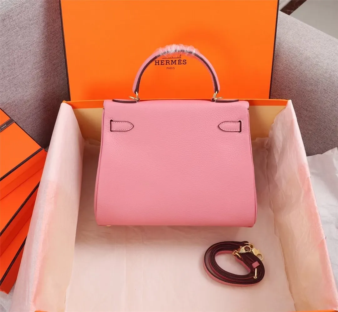 All Categories Official Website "Brand Women's Bags" Women's Bags 💙 Hermes 2022 Official New Hermes Kelly Original Princess Bag Original Calfskin Outside Sheepskin Goat Pattern Wholesale Small Size 58002700 Medium Size 58002900 Large Size 58003200 High Quality Size: Small 25CM Medium 28CM