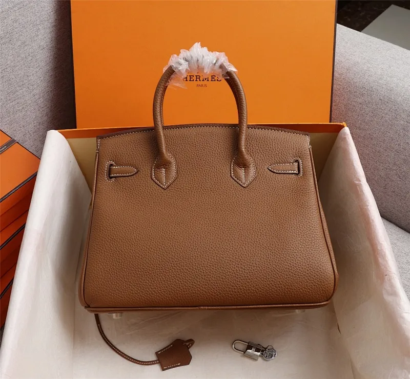 All Categories Official Website "Brand Women's Bags" Women's Bags 💙 Hermes 2022 Official New Hermès Handbags Lychee Pattern Imported First-Layer Calfskin Wholesale Small Size 58004000 Large Size 58004200 High Quality Size: Small 30CM Large 35CM