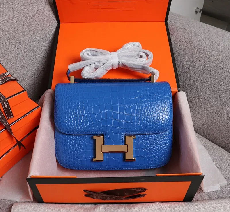 All Categories Official Website "Brand Women's Bags" Women's Bags 💙 Hermes 2022 Official New Hermes Constance Stewardess Bag Wholesale Crocodile Skin Full Pure Steel Plated Hardware Buckle 58003350 High Quality Size: 23-6-17CM