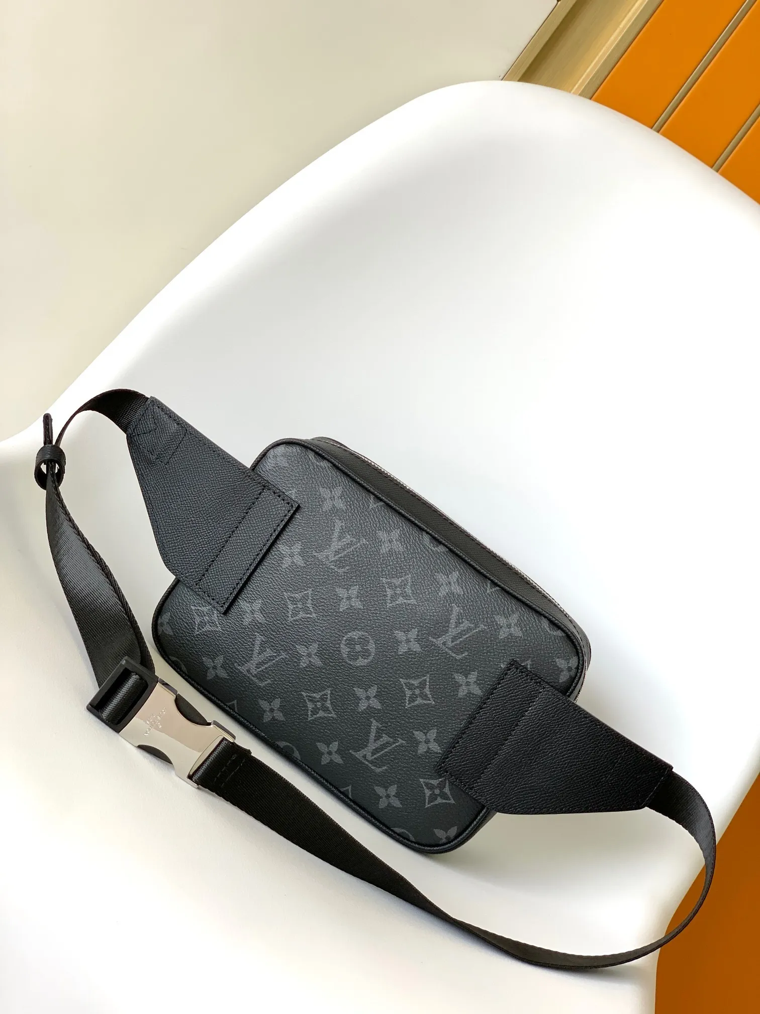 All categories 💚 Top version men’s bags 💚 LV 2024 new LV waist bag