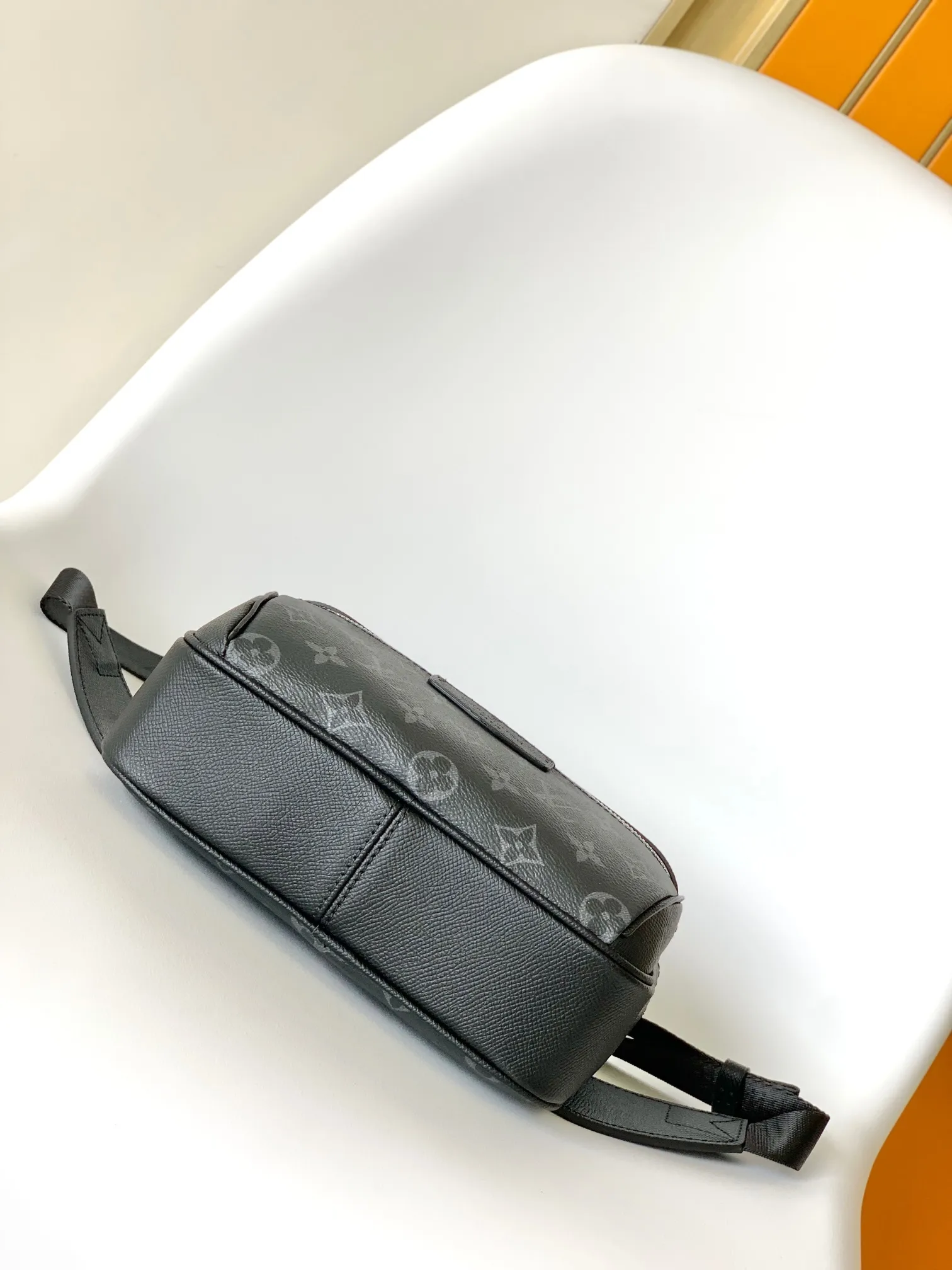 All categories 💚 Top version men’s bags 💚 LV 2024 new LV waist bag