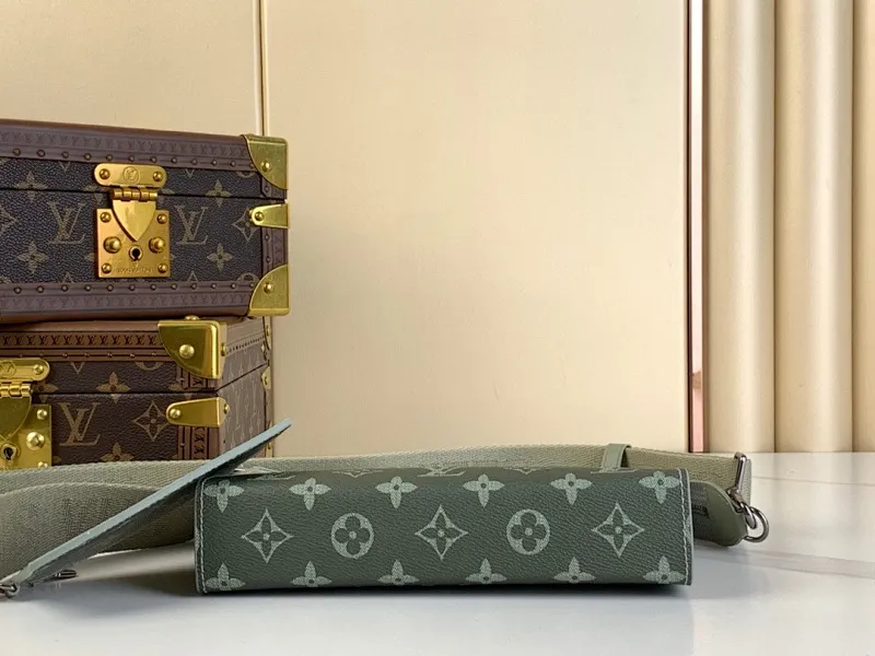 All categories 💚 Top version men’s bags 💚 LV 2024 official website new LV crossbody bag