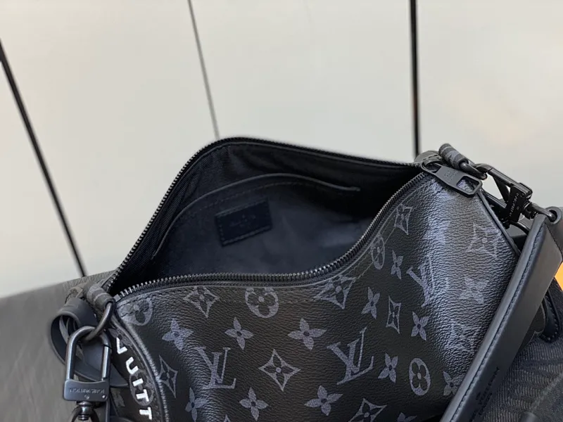 All categories 💚 Top version men’s bags 💚 LV 2023 new LV cylindrical crossbody bag