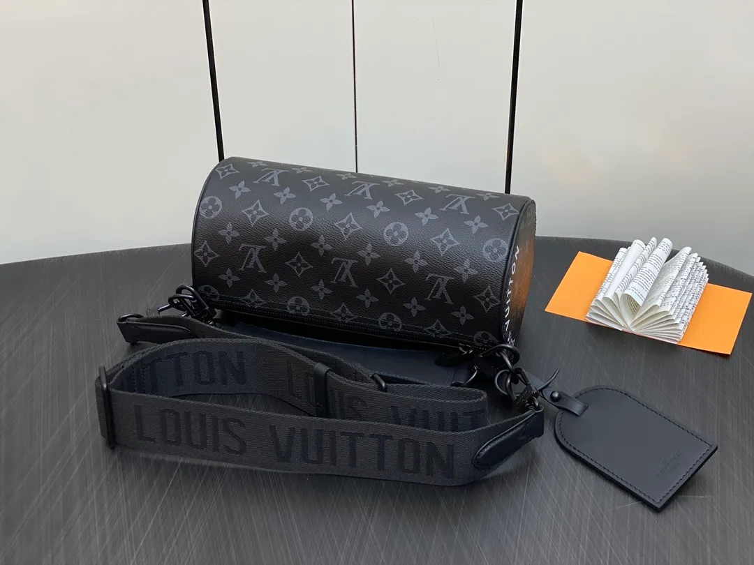 All categories 💚 Top version men’s bags 💚 LV 2023 new LV cylindrical crossbody bag