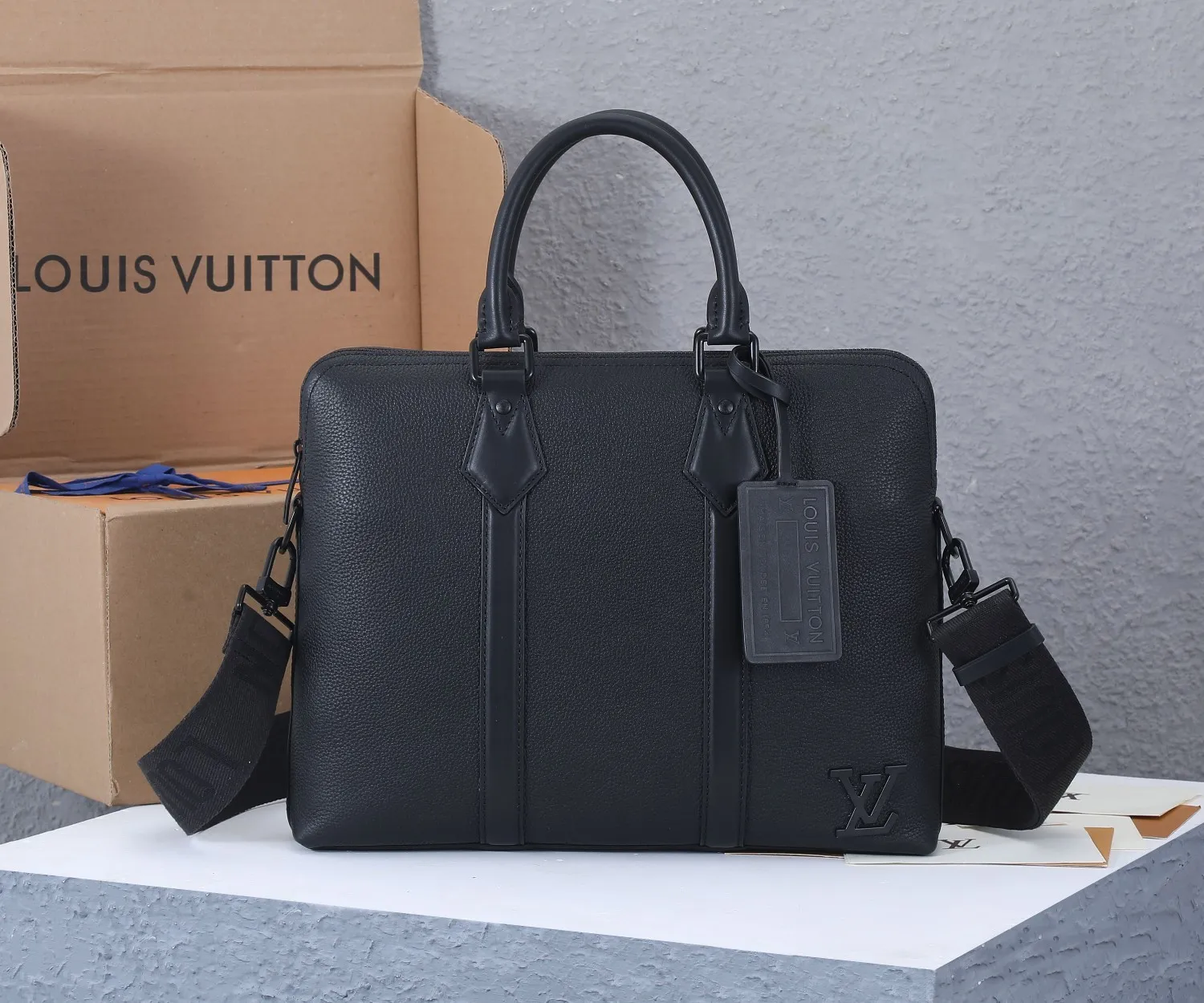 All categories 💚 Top version men’s bags 💚 LV 2023 new LV briefcase