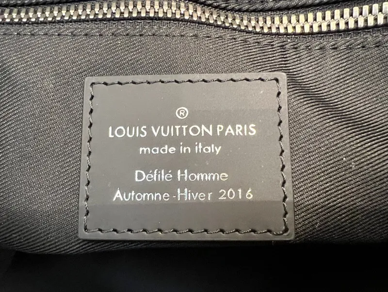 All categories 💚 Top version men’s bags 💚 LV 2025 official website new LV crossbody bag