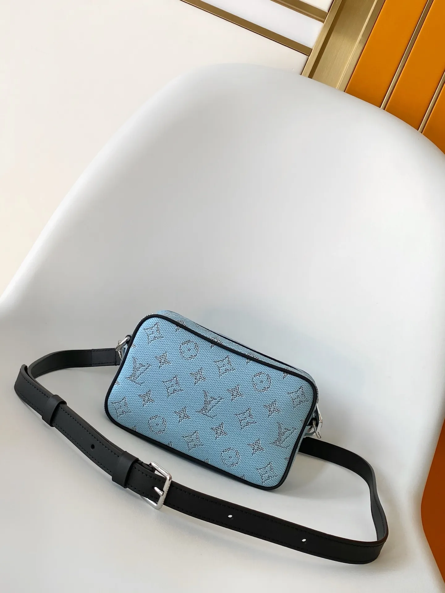 All categories 💚 Top version men’s bags 💚 LV 2025 new LV crossbody bag