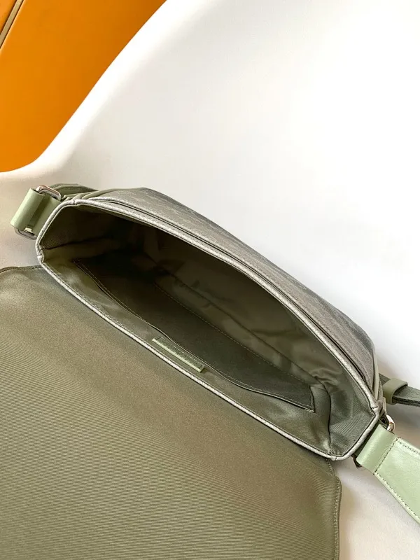 All categories 💚 Top version men’s bags 💚 LV 2025 official website new LV crossbody bag