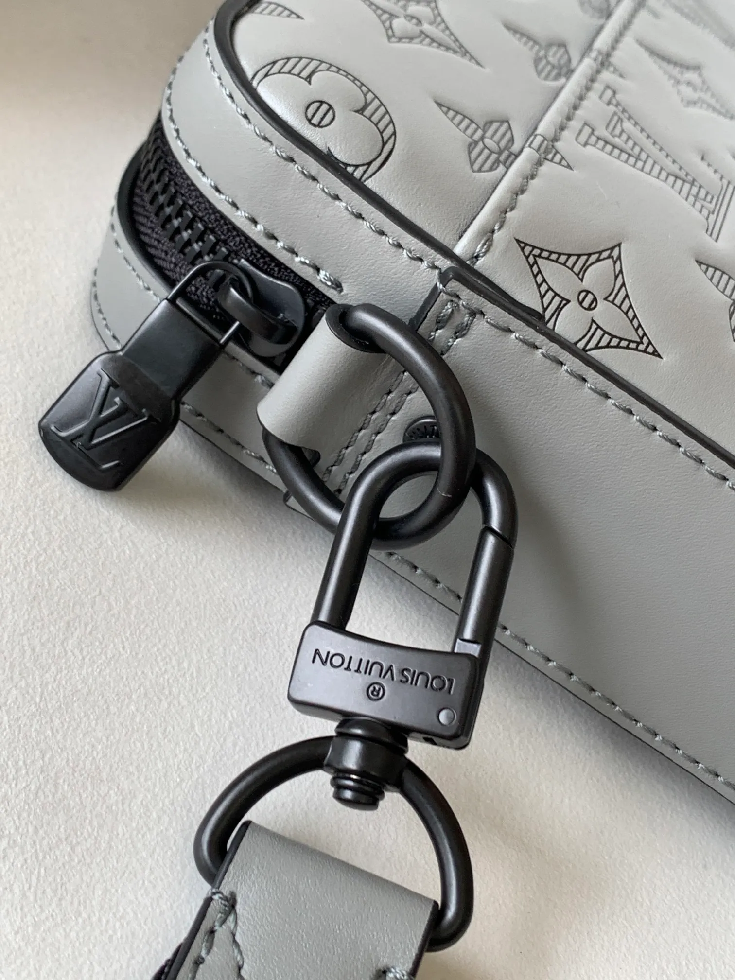 All categories 💚 Top version men’s bags 💚 LV 2024 new LV crossbody bag