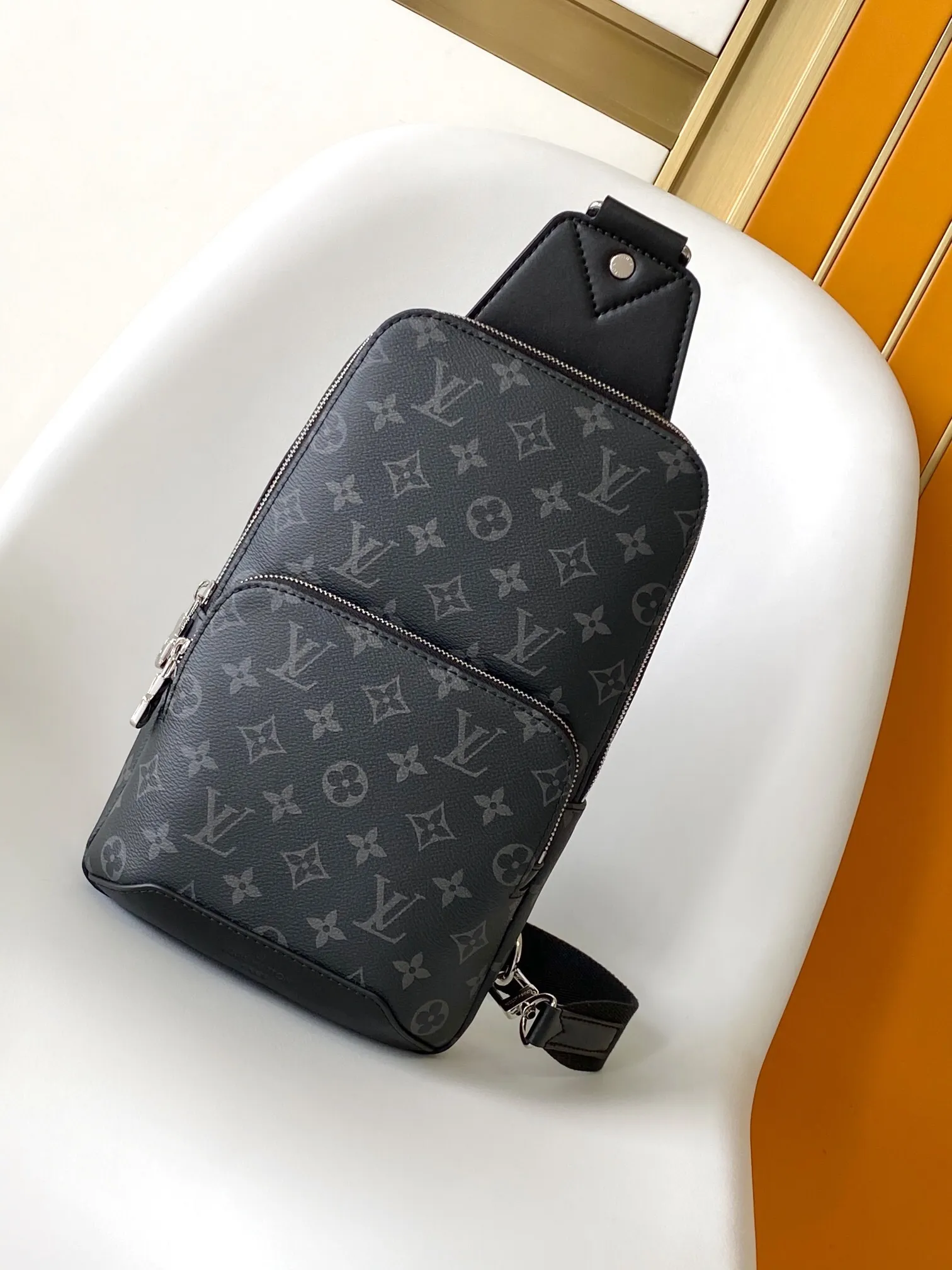 All categories 💚 Top version men’s bags 💚 LV 2024 official website new LV chest bag