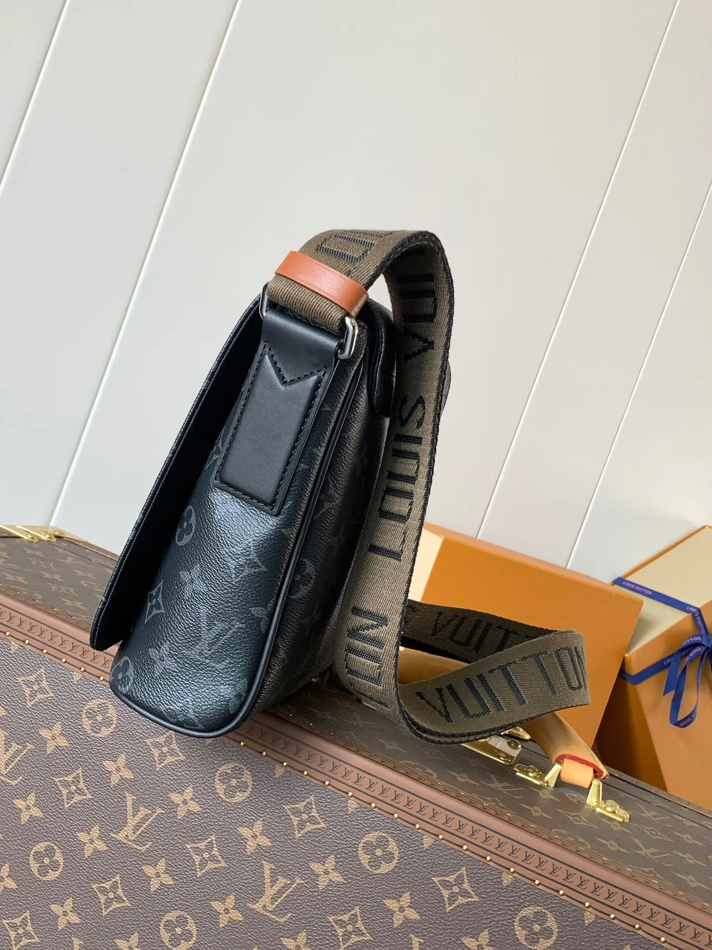 All categories 💚 Top version men’s bags 💚 LV 2024 official website new LV crossbody bag