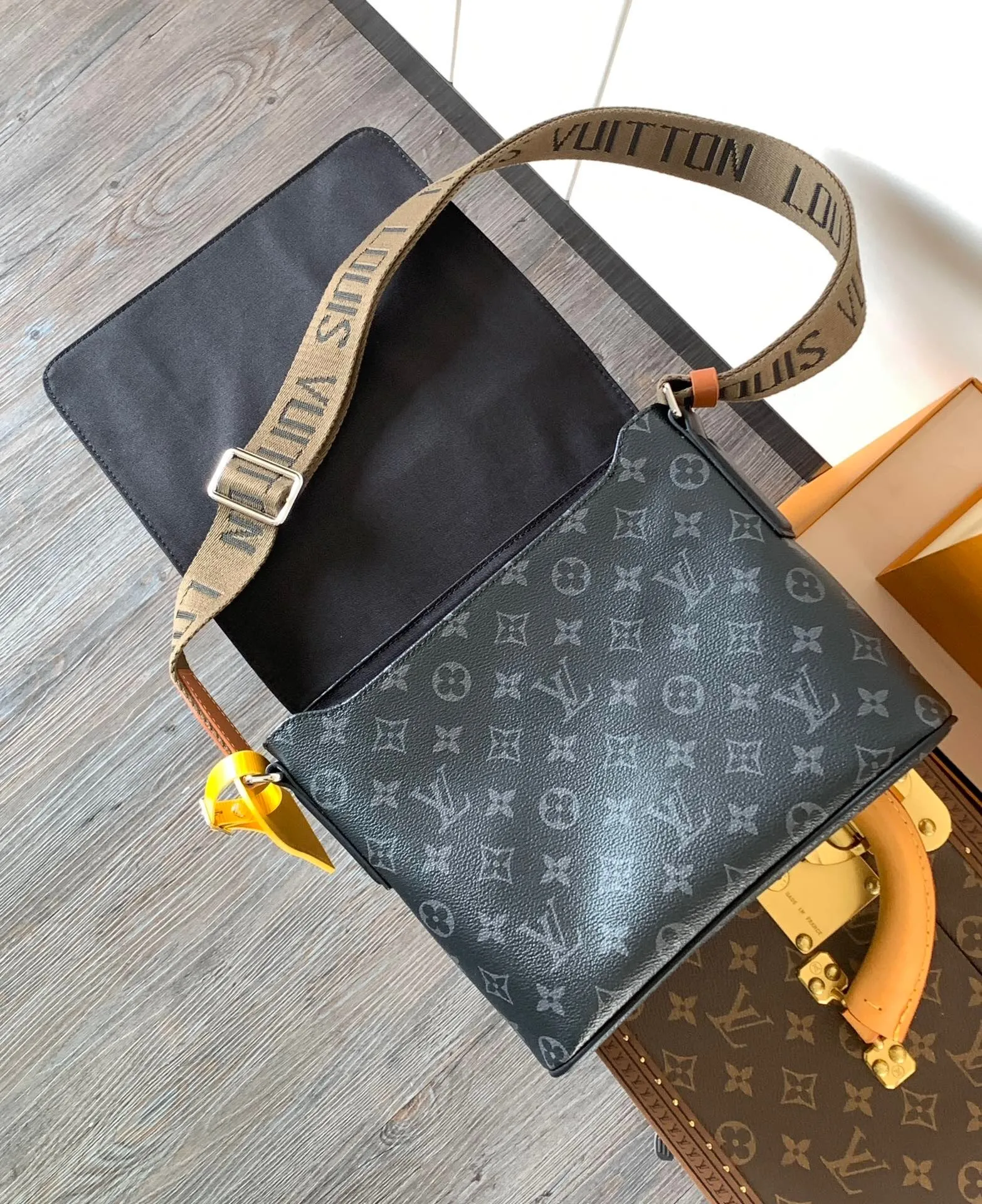 All categories 💚 Top version men’s bags 💚 LV 2024 official website new LV crossbody bag
