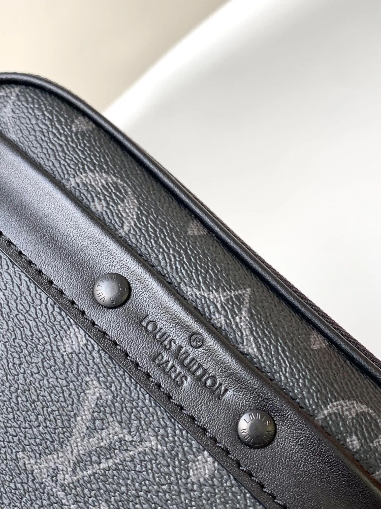 All categories 💚 Top version men’s bags 💚 LV 2025 official website new LV crossbody bag