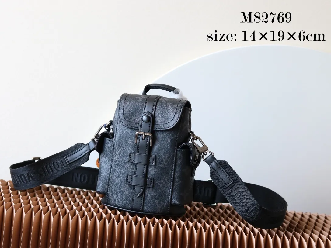 All categories 💚 Top version men’s bags 💚 LV 2023 new LV crossbody bag