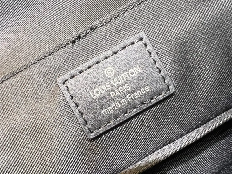 All categories 💚 Top version men’s bags 💚 LV 2025 official website new LV crossbody bag
