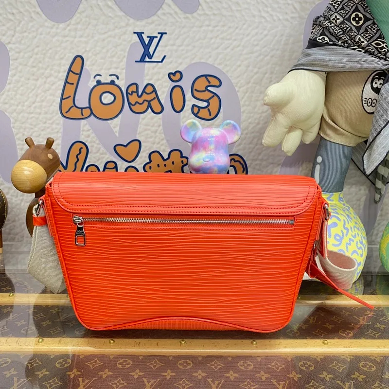 All categories 💚 Top version men’s bags 💚 LV 2023 new LV crossbody bag