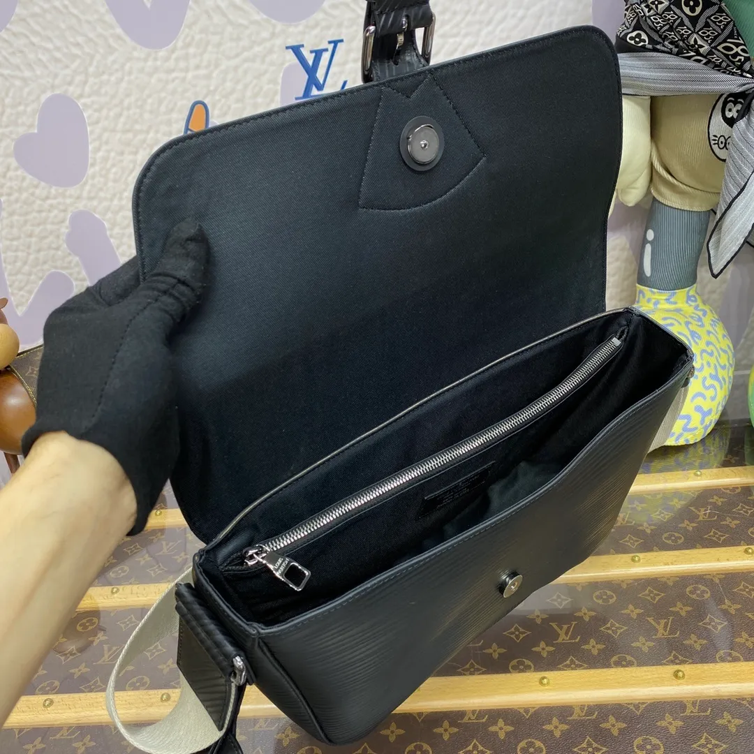 All categories 💚 Top version men’s bags 💚 LV 2023 new LV crossbody bag