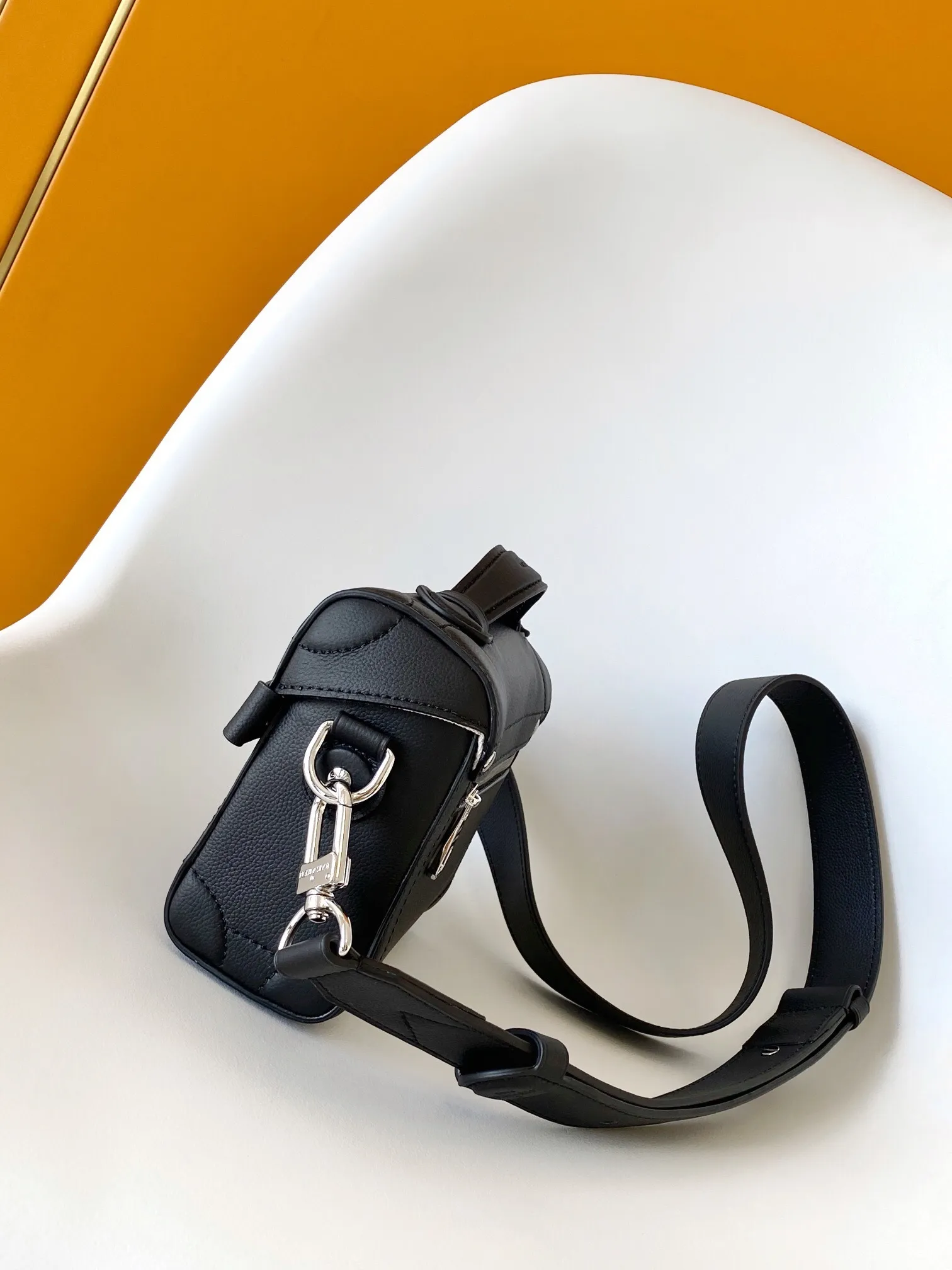 All categories 💚 Top version men’s bags 💚 LV 2024 official website new LV crossbody bag