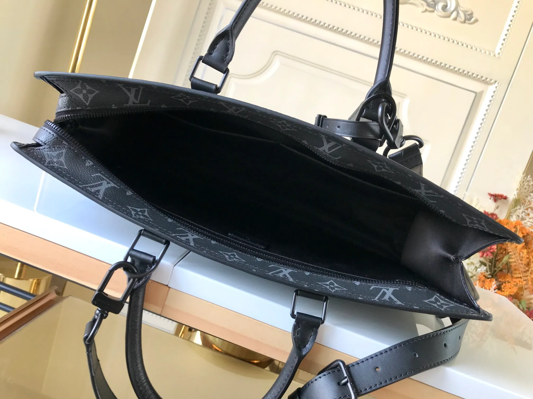 All categories 💚 Top version men’s bags 💚 LV 2023 new LV briefcase
