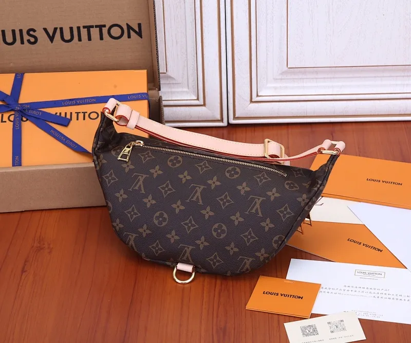 All categories 💚 Top version men’s bags 💚 LV 2023 new LV waist bag