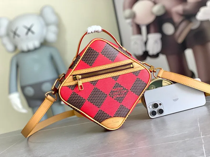 All categories 💚 Top version men’s bags 💚 LV 2024 official website new LV crossbody bag