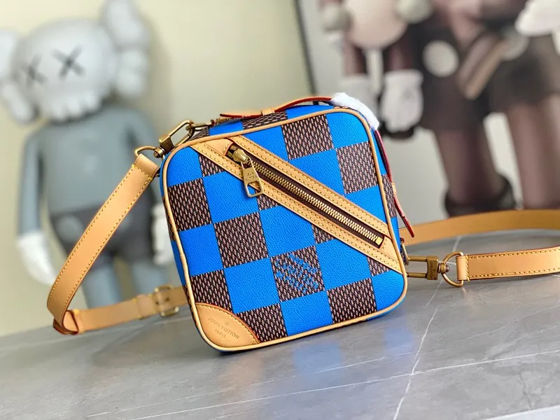 All categories 💚 Top version men’s bags 💚 LV 2024 official website new LV crossbody bag