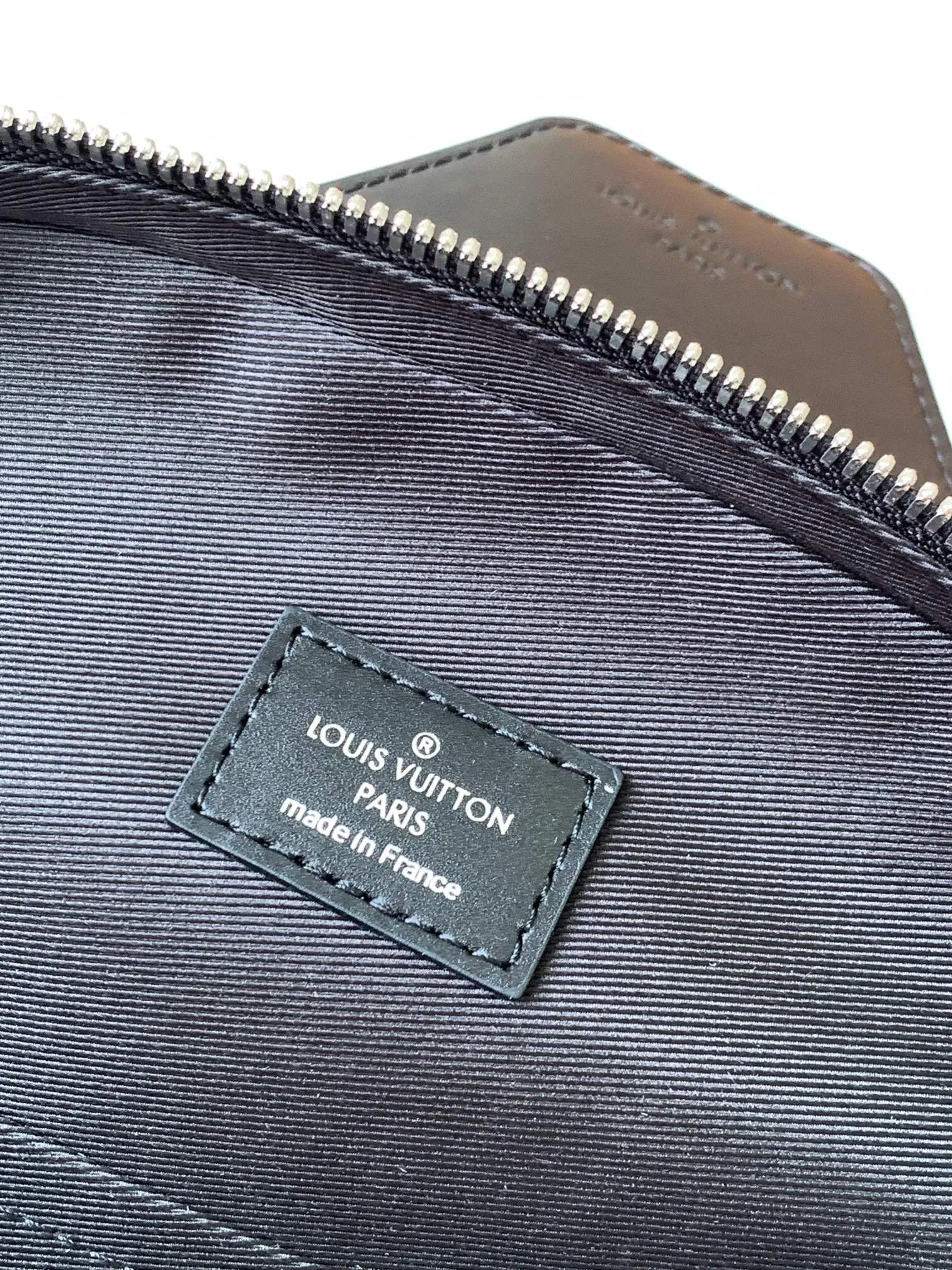 All categories 💚 Top version men’s bags 💚 LV 2025 official website new LV chest bag