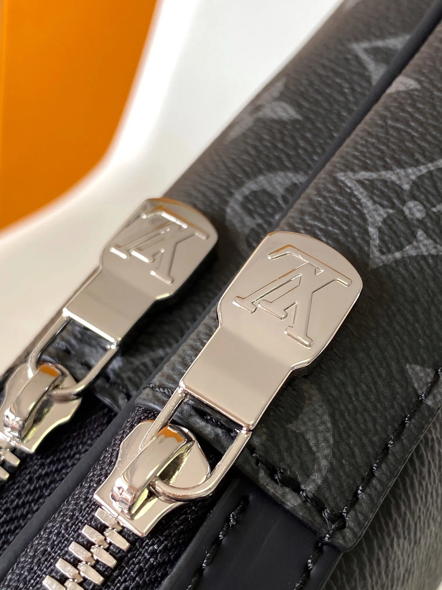 All categories 💚 Top version men’s bags 💚 LV 2025 official website new LV chest bag