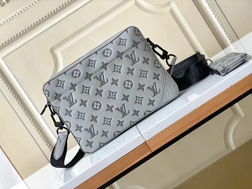 All categories 💚 Top version men’s bags 💚 LV 2024 official website new LV crossbody bag