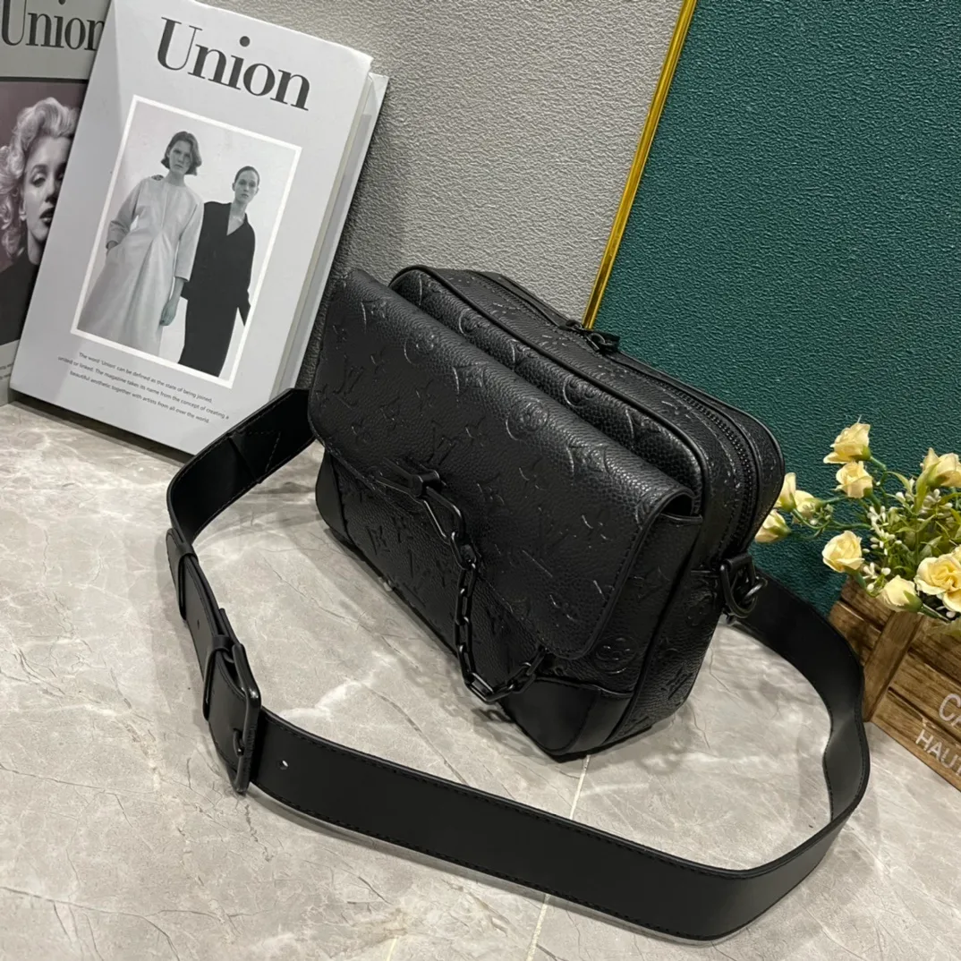 All categories 💚 Top version men’s bags 💚 LV 2024 new LV crossbody bag