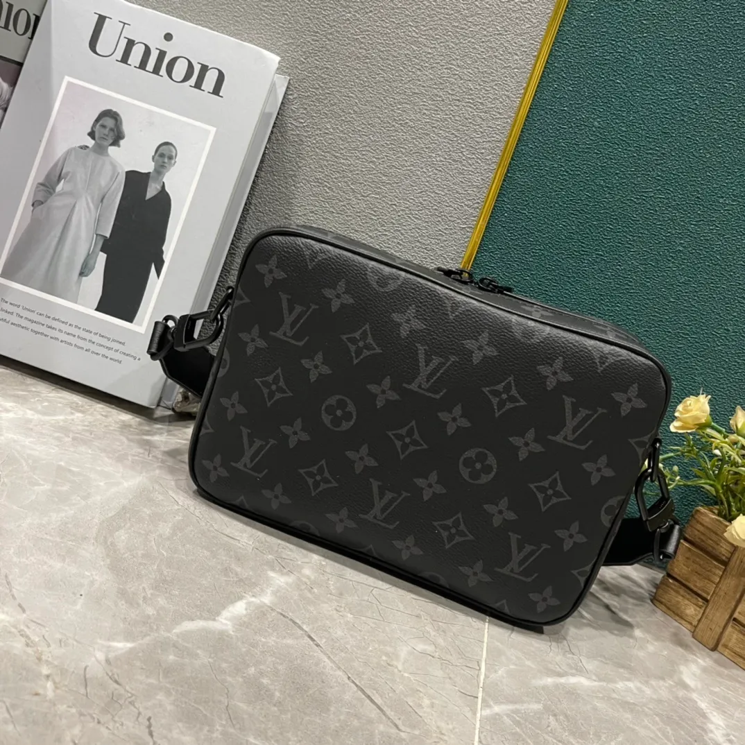 All categories 💚 Top version men’s bags 💚 LV 2024 new LV crossbody bag